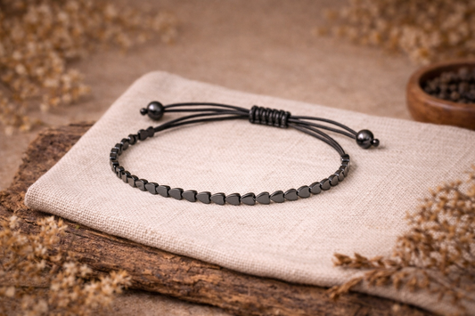 Bracelet cœur en hématite pour ancrage et stabilité